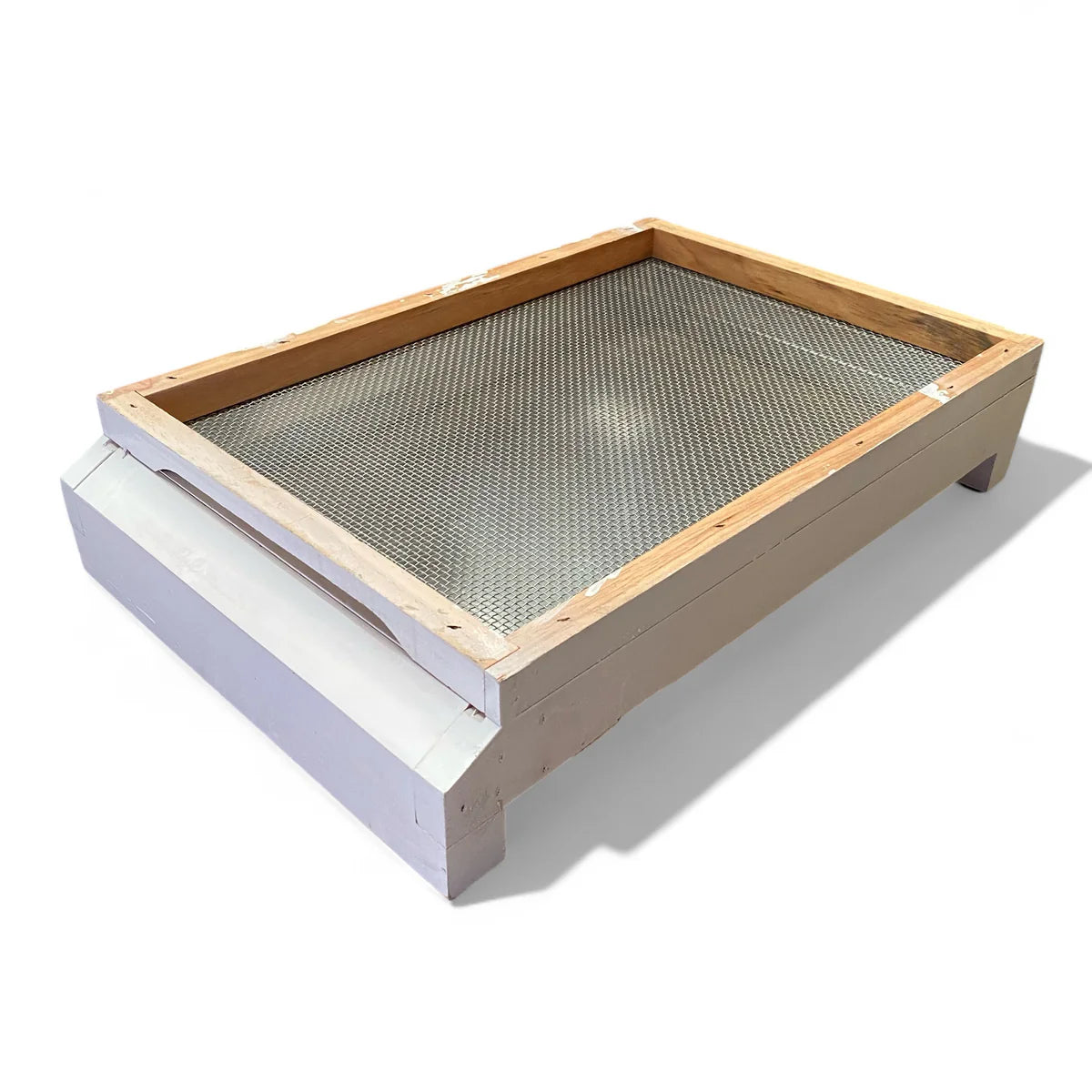 Premium Screened Bottom Board (Wax Dipped & Painted) with Metal Tray - 8 Frame